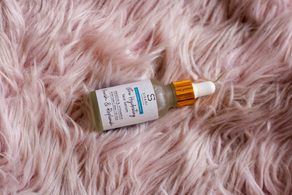 Ultra Hydrating face Serum (30ml)